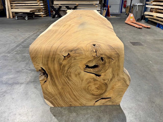 Unieke dubbele suar waterval boomstamtafel 350 cm. - afbeelding 7 van  7