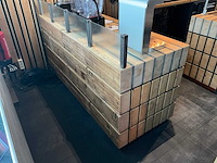 Unieke handgemaakte houten bar - afbeelding 11 van  15