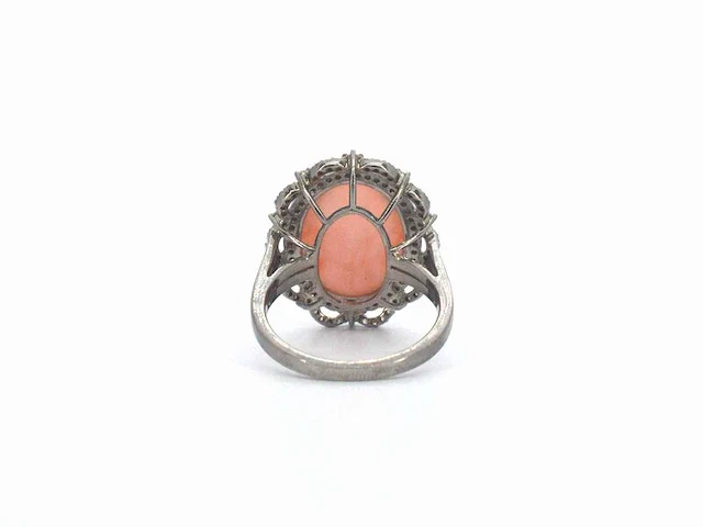 Unieke ring met diamanten en centraal koraal - afbeelding 7 van  10