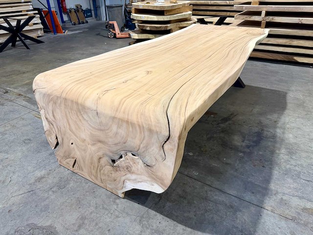 Unieke suar waterval boomstamtafel 275 cm. - afbeelding 4 van  6