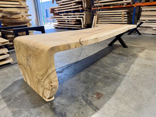 Unieke suar waterval boomstamtafel 345 cm. - afbeelding 3 van  4