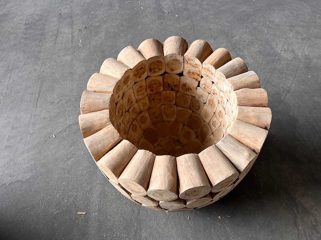 Unieke teak bloempot boomstammetjes - afbeelding 3 van  3