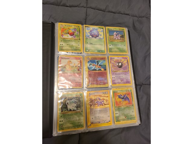 Unieke verzameling met zeldzame vintage pokémon kaarten en meer - afbeelding 8 van  14
