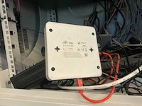 Unifi - achd - wifi versterker & switch (3x) - afbeelding 6 van  8