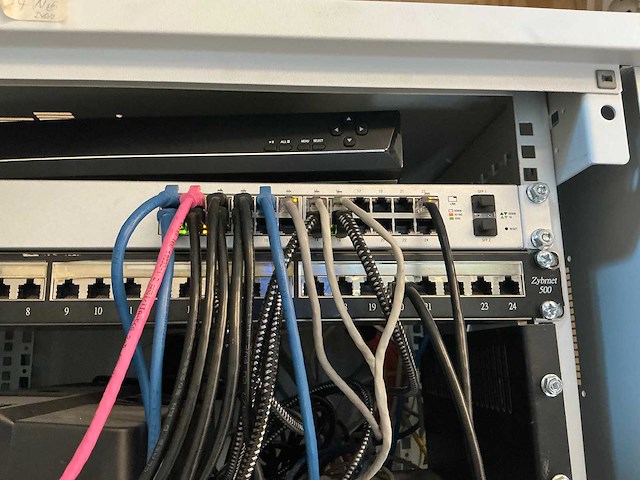 Unifi - achd - wifi versterker & switch (3x) - afbeelding 8 van  8