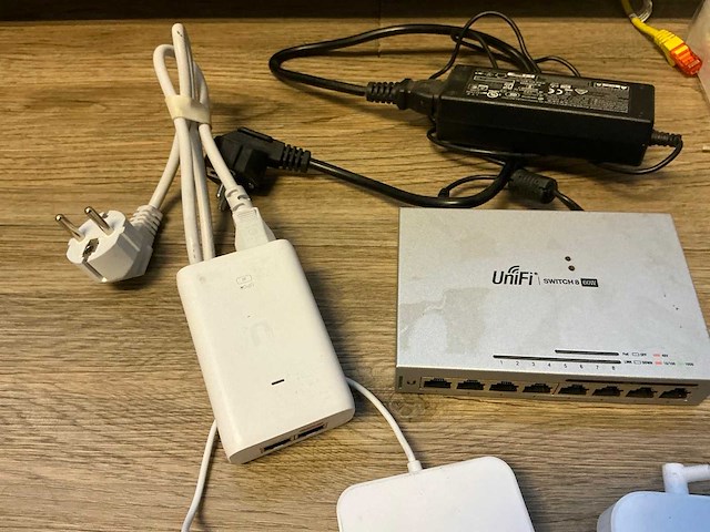 Unifi wifi router (2x) - afbeelding 5 van  8