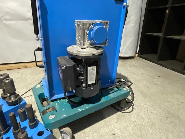 Uniflex - nmrv - schilmachine - afbeelding 8 van  11