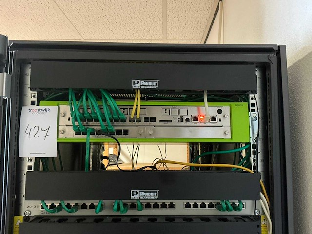 Unify switch 19” - afbeelding 3 van  3