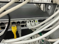 Unify usw 48 poe 19" switch - afbeelding 3 van  4