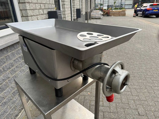 Unika - s-32 - vleeswolf / gehaktmolen - afbeelding 1 van  5