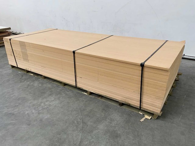 Unilin mdf 3055x1225x10mm (56x) - afbeelding 3 van  8