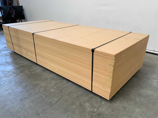 Unilin mdf plaat 3050x1300x18mm (22x) - afbeelding 2 van  6