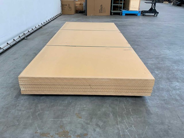 Unilin mdf plaat 3050x1300x40mm (5x) - afbeelding 4 van  5