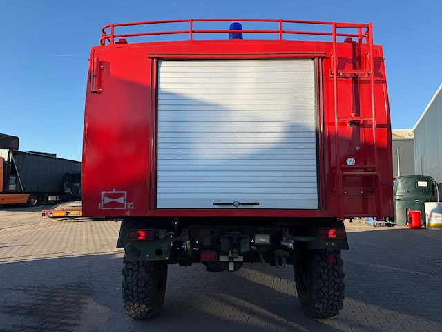Unimog - brandweer - l1300 - bedrijfswagen - afbeelding 8 van  17