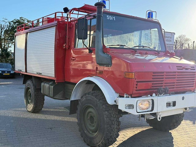 Unimog - brandweer - l1300 - bedrijfswagen - afbeelding 17 van  17
