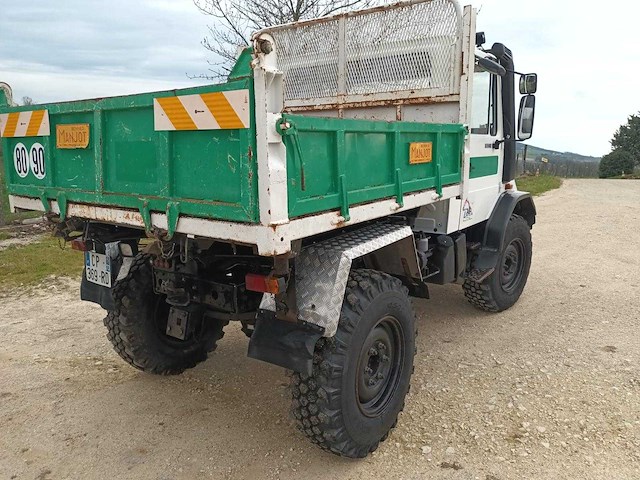 Unimog - u140 - vrachtwagen - afbeelding 11 van  14