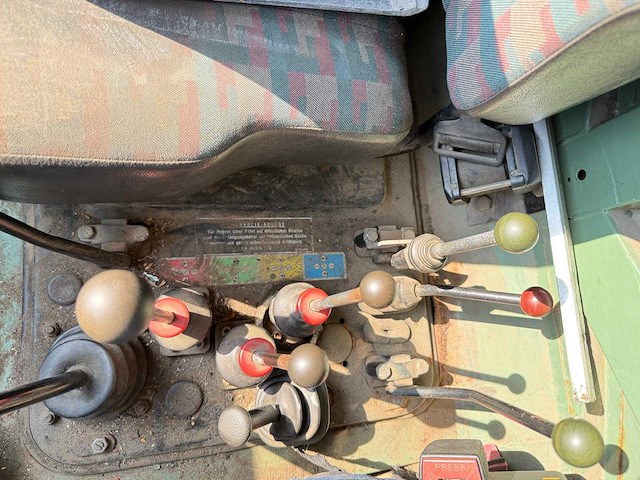 Unimog - u1400 - vrachtwagen - afbeelding 4 van  8