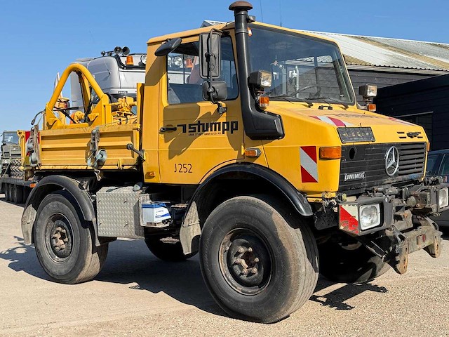 Unimog - u1400 - vrachtwagen - afbeelding 5 van  32