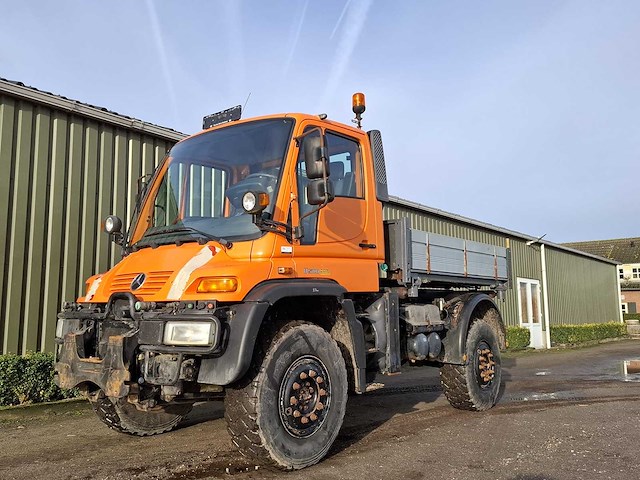 Unimog - u500 - bedrijfswagen - afbeelding 1 van  11