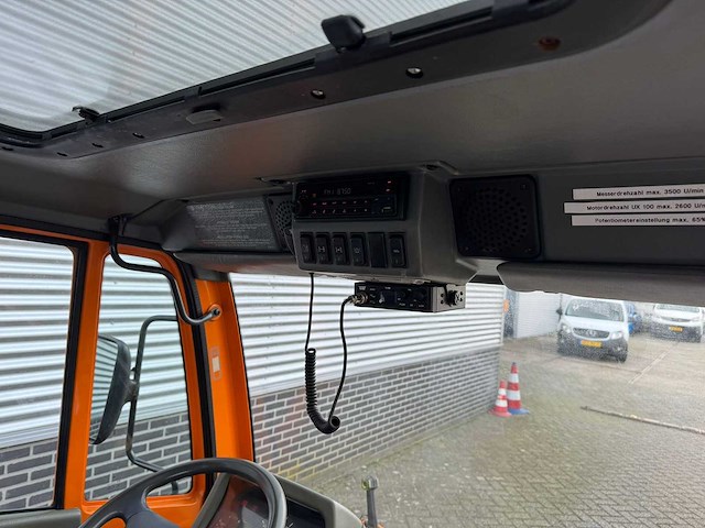 Unimog - ux100 - vrachtwagen - afbeelding 17 van  32