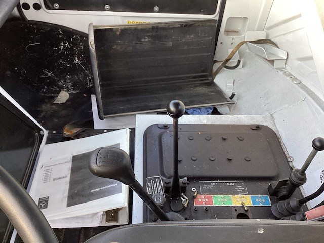 Unimog 424 vrachtwagen - afbeelding 16 van  25