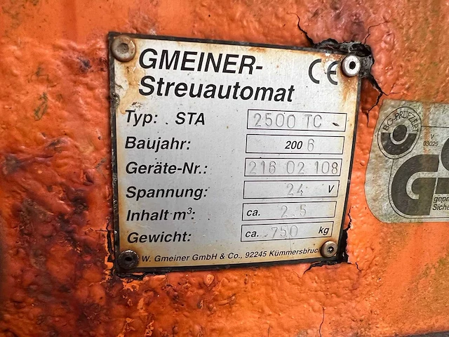 Unimog gmeiner - 2500tc zoutstooier - vrachtwagen onderdeel - afbeelding 2 van  4