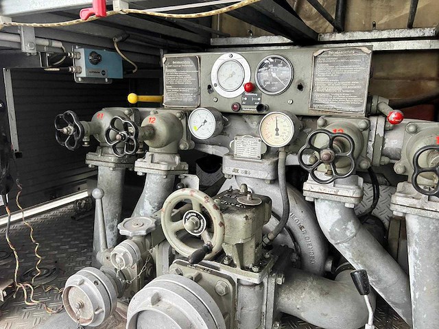 Unimog mercedes-benz - brandweer - 416 - bedrijfswagen - afbeelding 24 van  28