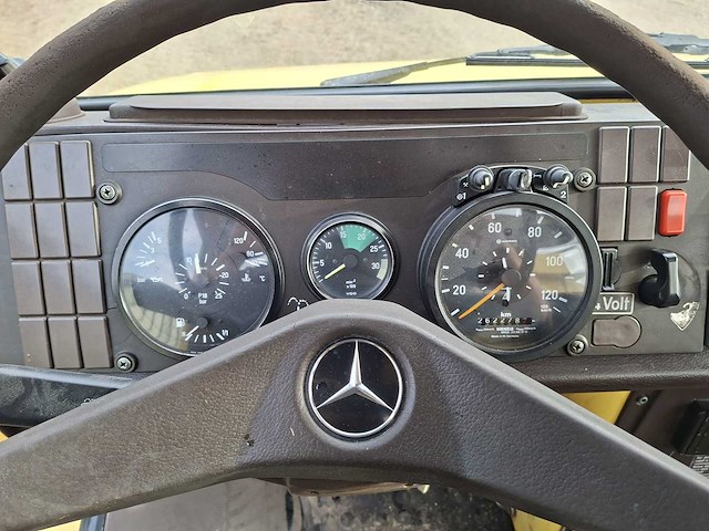 Unimog tankwagen 4x4 - 1250l - bedrijfswagen - afbeelding 2 van  16