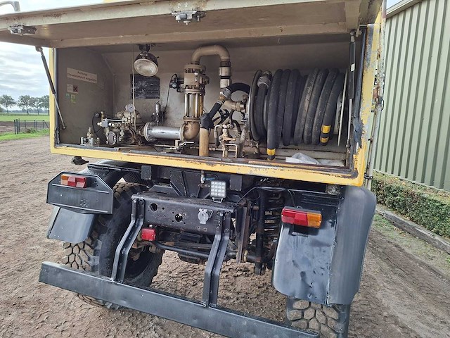 Unimog tankwagen 4x4 - 1250l - bedrijfswagen - afbeelding 13 van  16