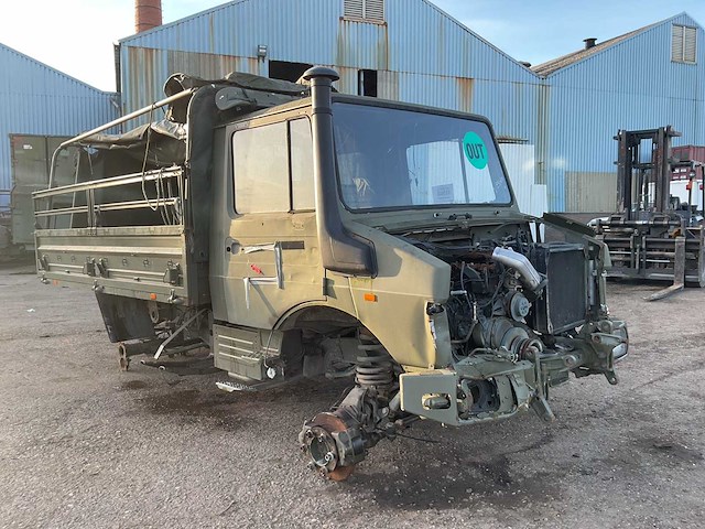Unimog u 1350 lm legervoertuig - afbeelding 8 van  8