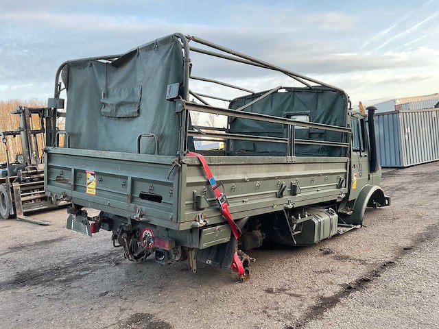 Unimog u 1350 lm legervoertuig - afbeelding 6 van  7