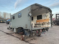 Unimog u 1350 lm legervoertuig - afbeelding 1 van  8