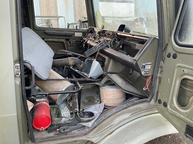 Unimog u 1350 lm legervoertuig - afbeelding 5 van  8