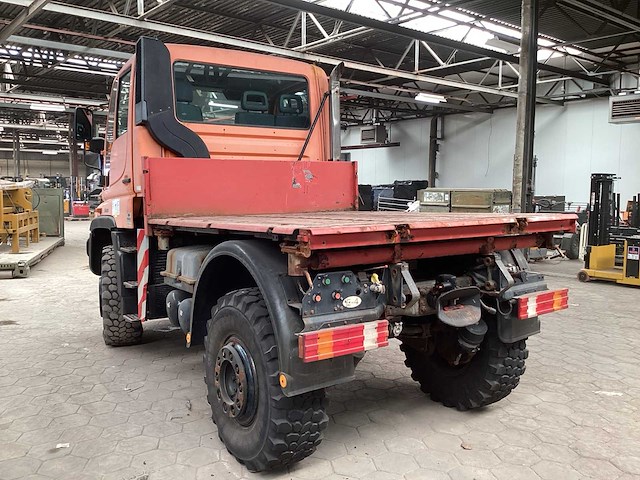 Unimog u 400 vrachtwagen - afbeelding 3 van  13