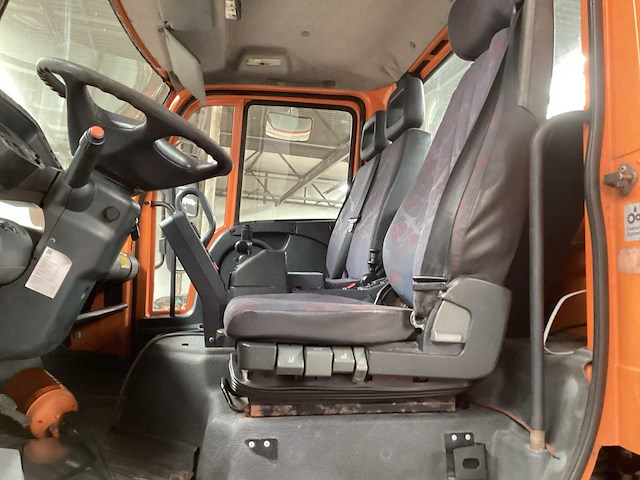 Unimog u 400 vrachtwagen - afbeelding 12 van  13