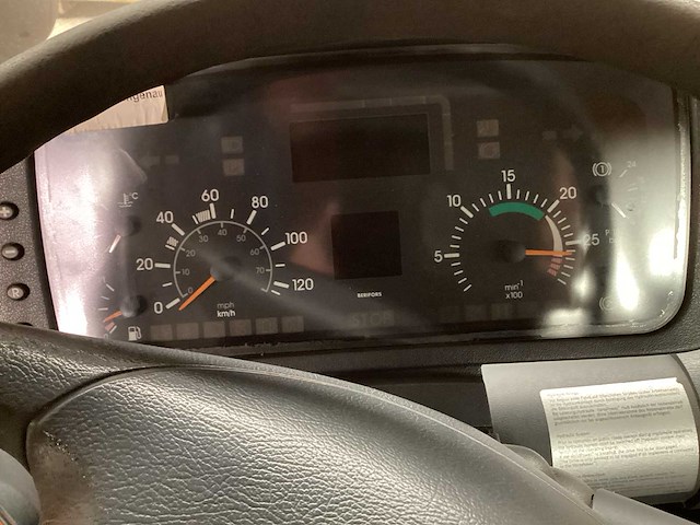 Unimog u 400 vrachtwagen - afbeelding 11 van  13