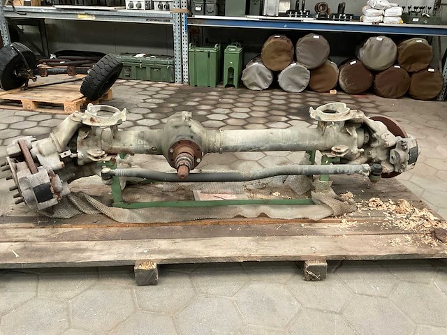 Unimog vooras - afbeelding 2 van  8