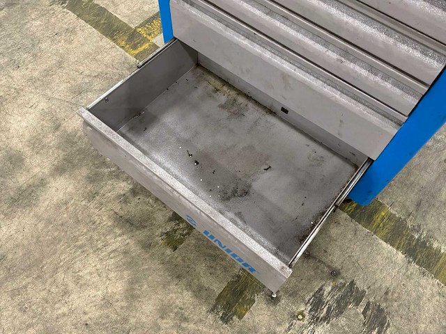 Unior e5/a gereedschapswagen - afbeelding 9 van  9