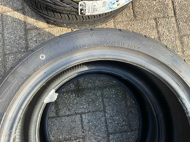 Uniroyal / toyo banden 175/65 r15 & 195/45 r16 - afbeelding 7 van  7