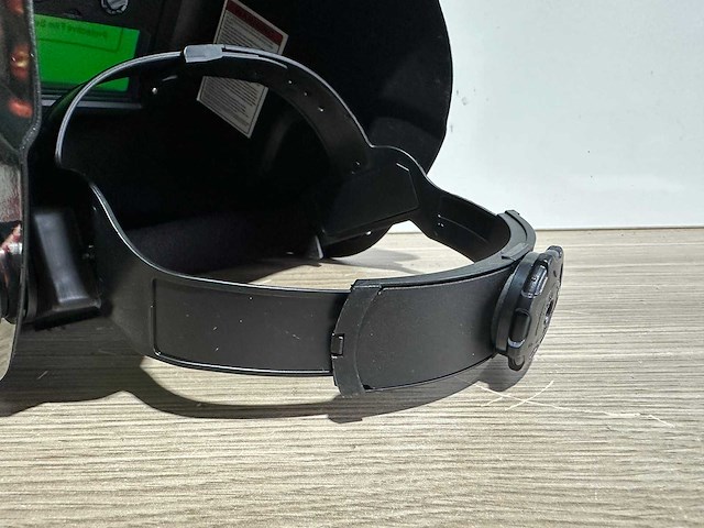 Unison - tang skull - lashelm / laskap automatisch dimmend - 2026 - afbeelding 11 van  12