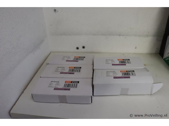 Unit steel minibrads 20mm - 2 dozen á 5000 stuks - afbeelding 1 van  3