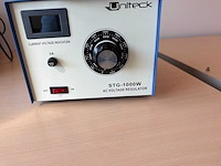 Uniteck stg-1000w ac voltage regulator variac 0-250v 1000w - afbeelding 2 van  3