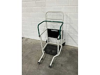 United care - bea - verrijdbare opstahulp - afbeelding 2 van  4