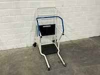 United care - bea 2 - verrijdbare opstahulp - afbeelding 1 van  4