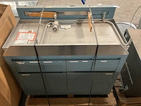United metal fabricators examination table - afbeelding 2 van  4