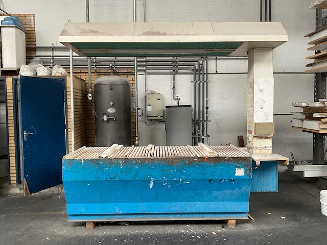 Unitrans techniek stationaire poetstafel - afbeelding 1 van  7