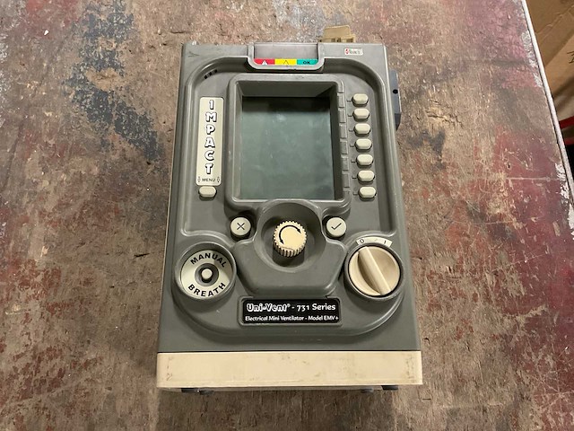 Univent 731 series emv+ portable ventilator - afbeelding 2 van  6