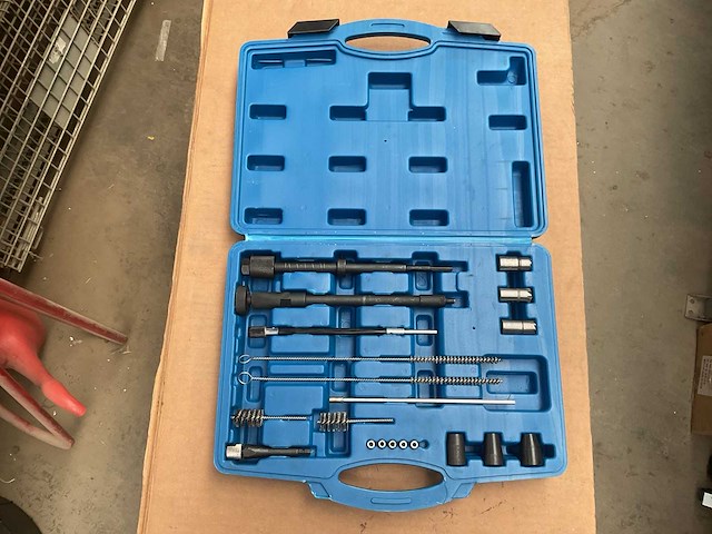 Universal injector sealing seat cleaning / milling set - afbeelding 1 van  3