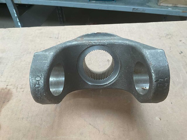 Universal joint yoke - afbeelding 3 van  5
