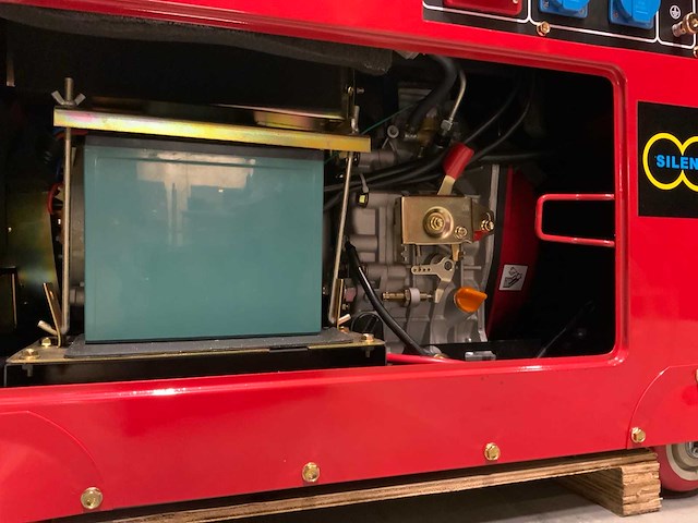 Universal kraft uk-diesel9500 diesel generator 7.0kva - afbeelding 10 van  10